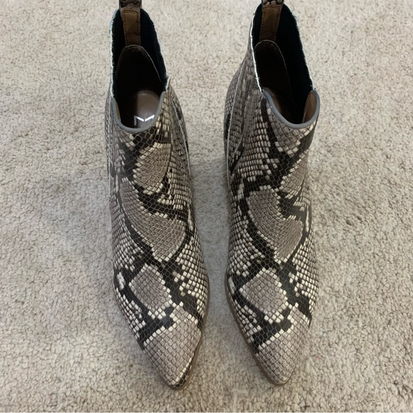 Marc Fisher - Oshay Pointed Toe Booties - Picture 5 of 5